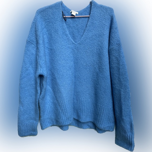 H&M Sweater - Picture 4 of 4